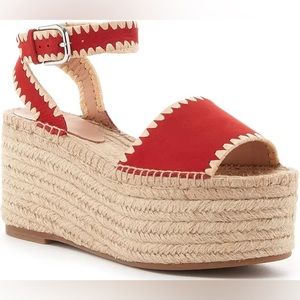 Pour la victorie orange platform sandals